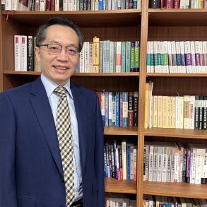 鄭瑞倫律師