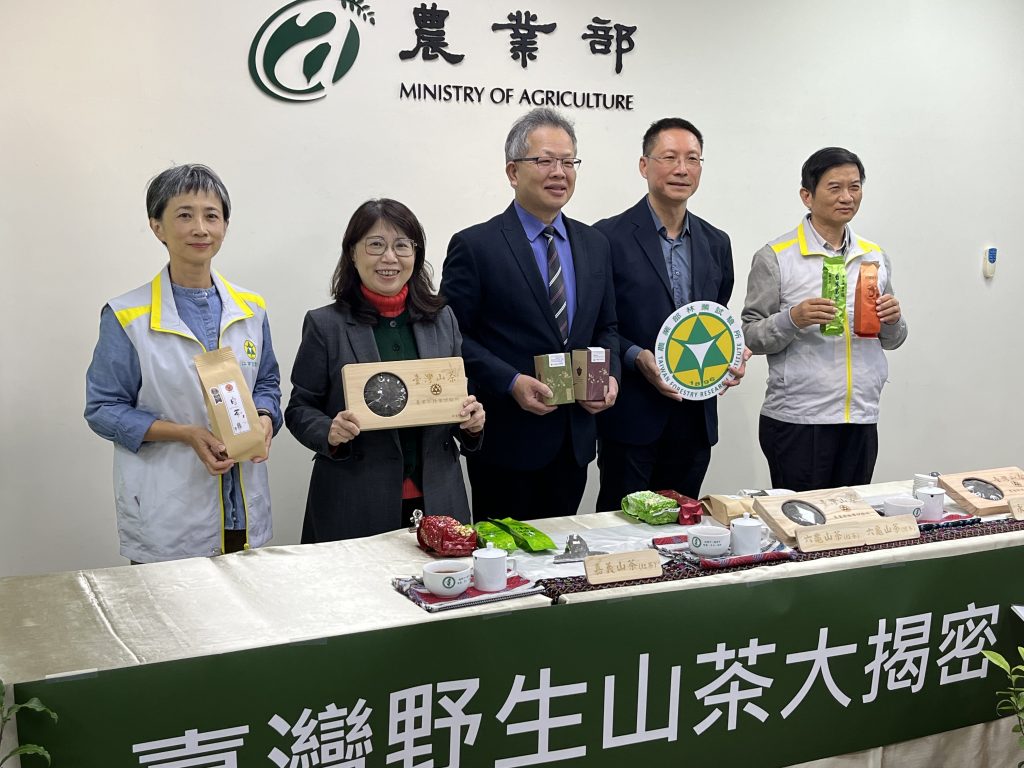 d7ee2e21 c49b 44b1 ac5b 541fbf52391d