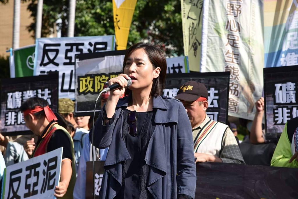 66380960 2405239773085116 1997541937355161600 n