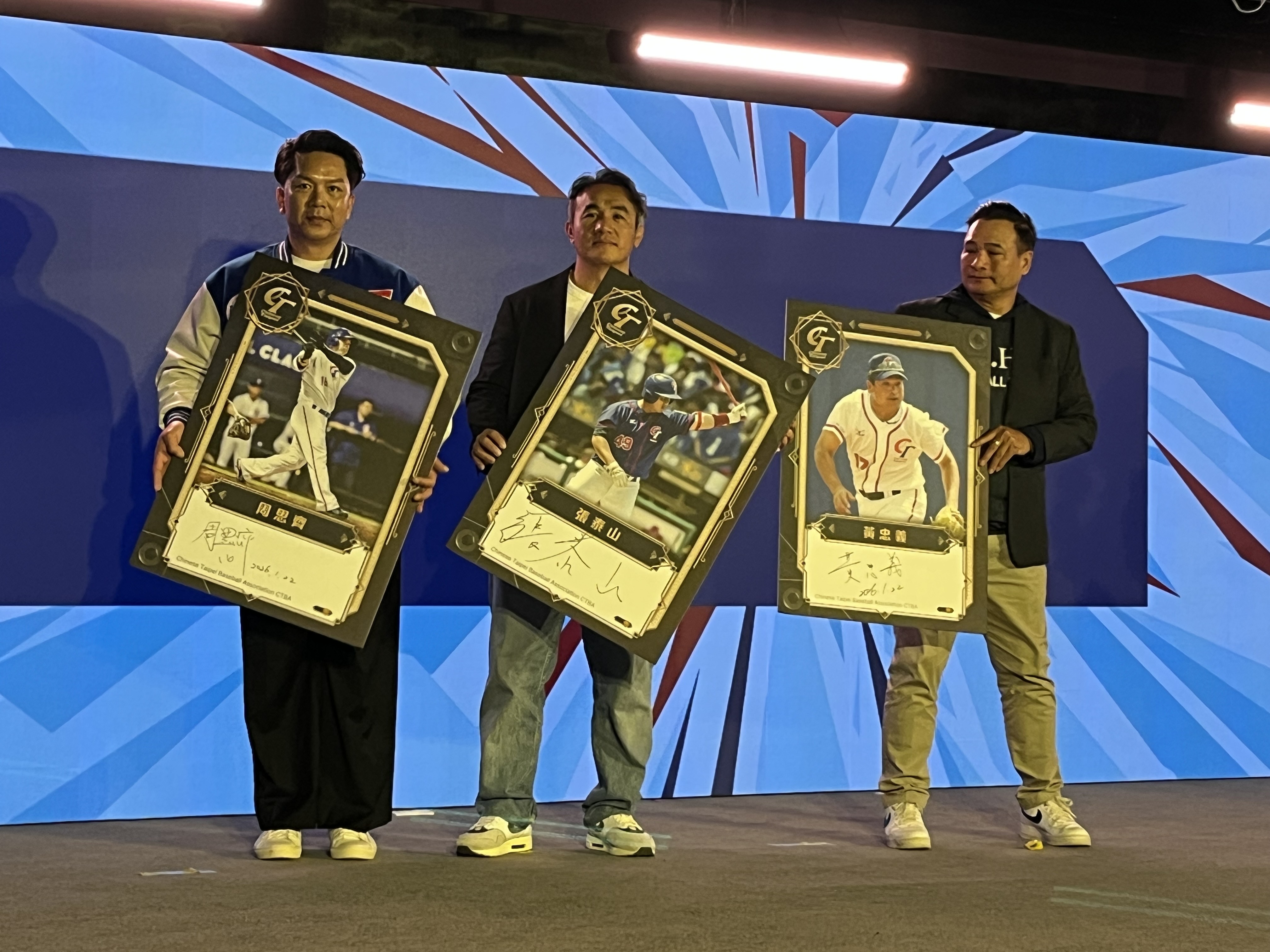 e3f979c0 9e86 4984 806b 7c5568fe7f6f