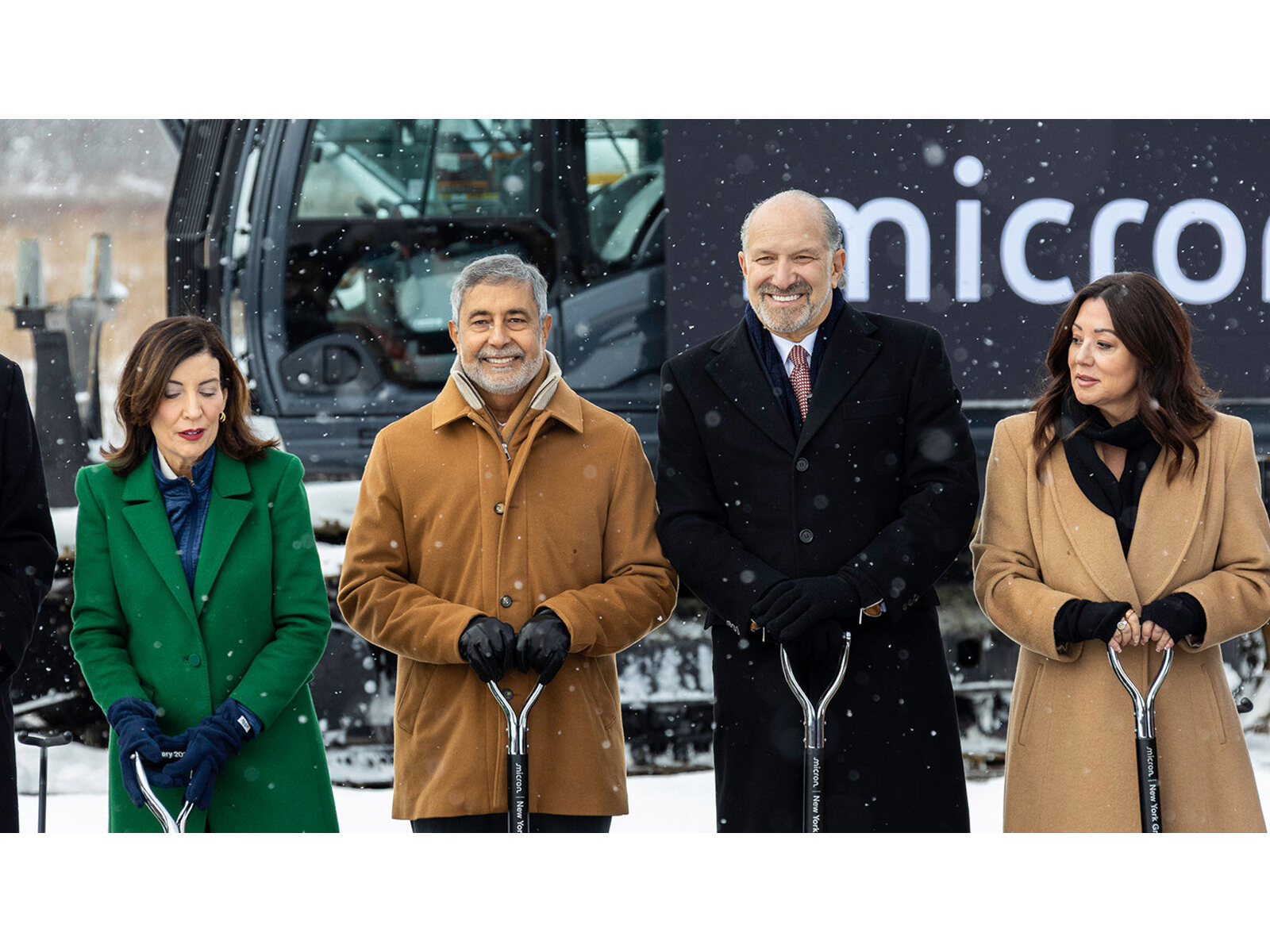 jazpnz372pftnqx9wqxmhc201 ad24o7