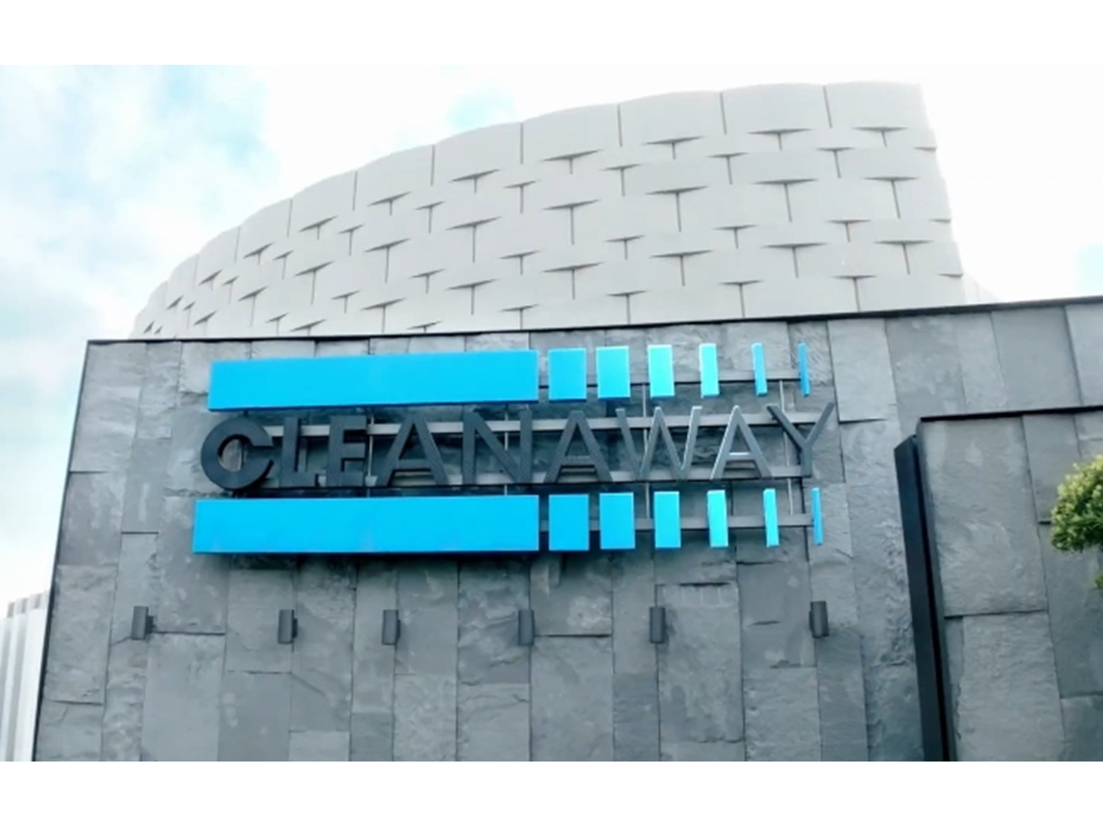 1774409760466 n4npla