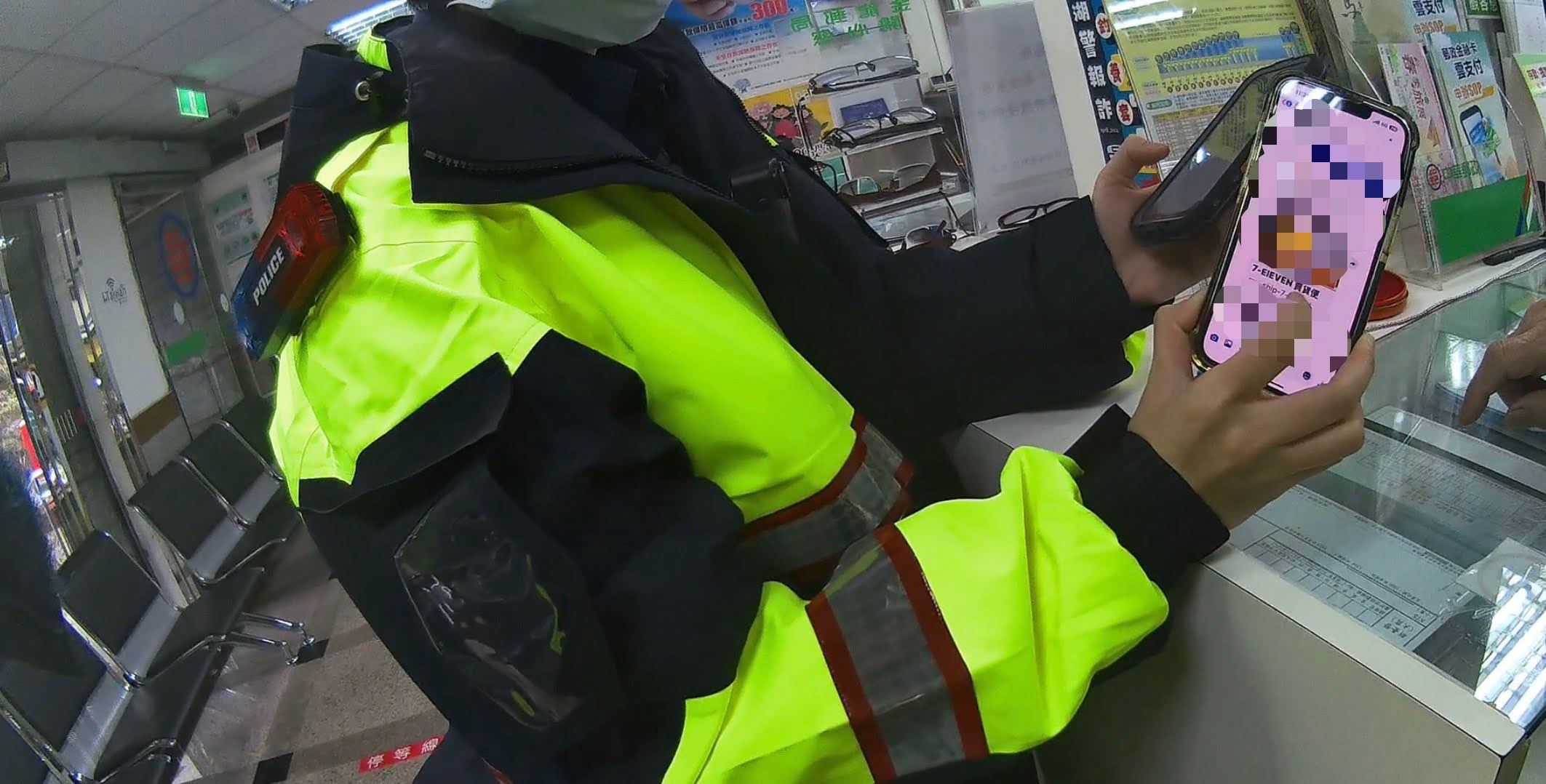 29df517b 9051 4df1 9e47 be05b32b1d8e