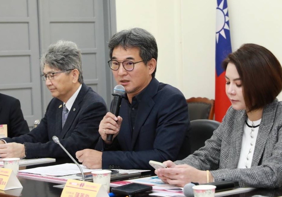 8239baef b6ec 4aa9 bb9d cef372de391b