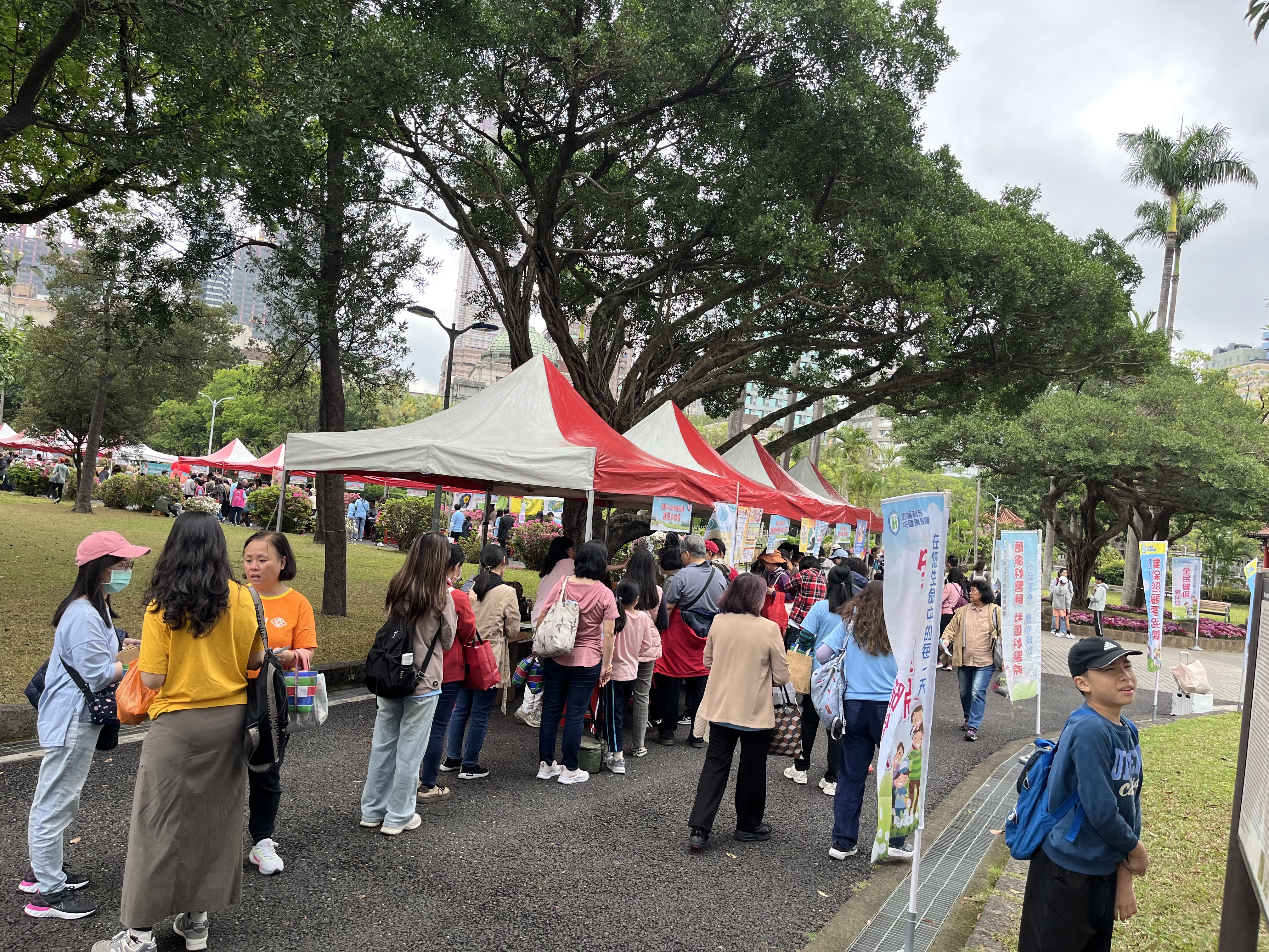 ff43ec2f 3953 4431 b17a 45acb83b7e04