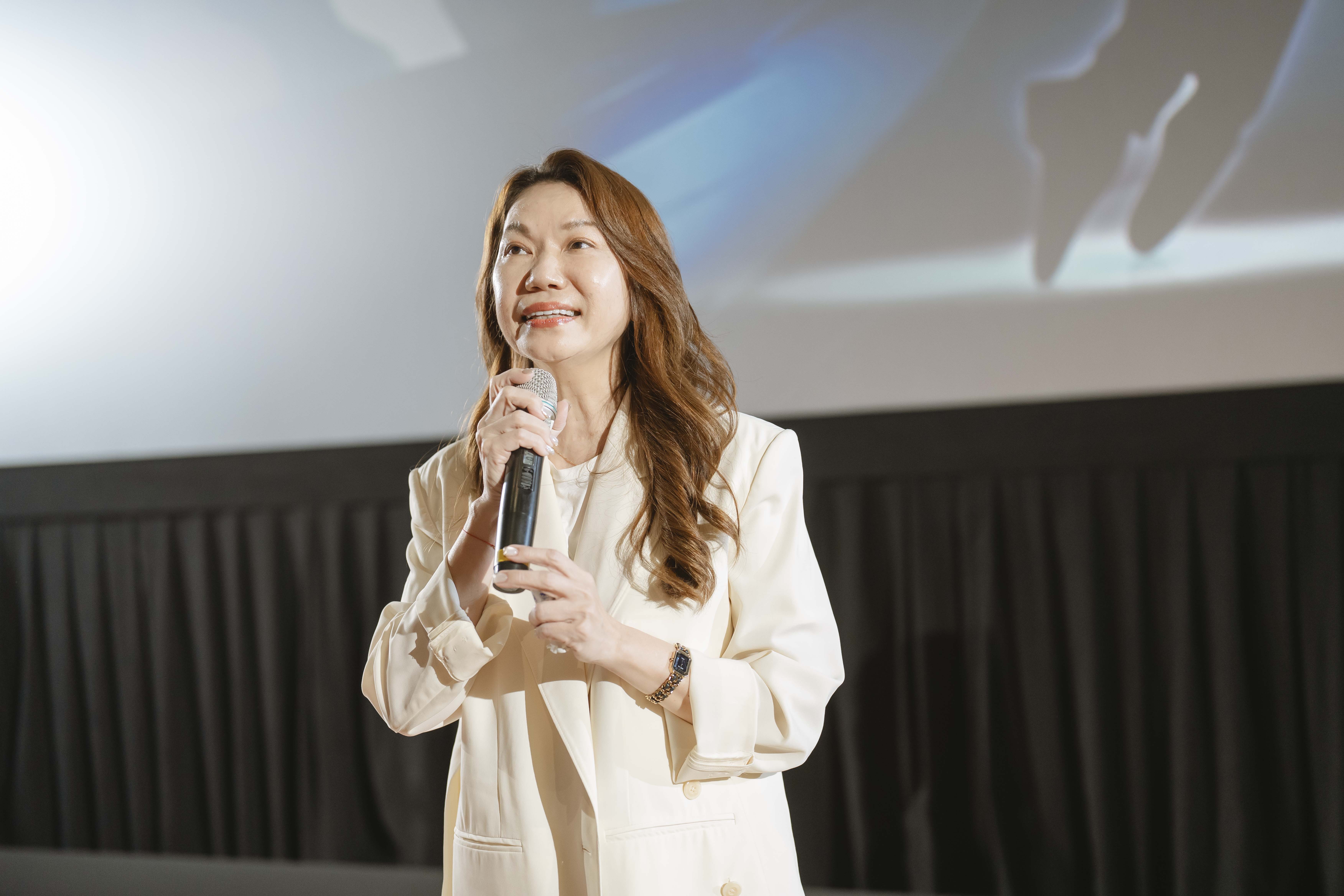 260301b7 1caf 48fb 8edc 8ee9c5d3a23e