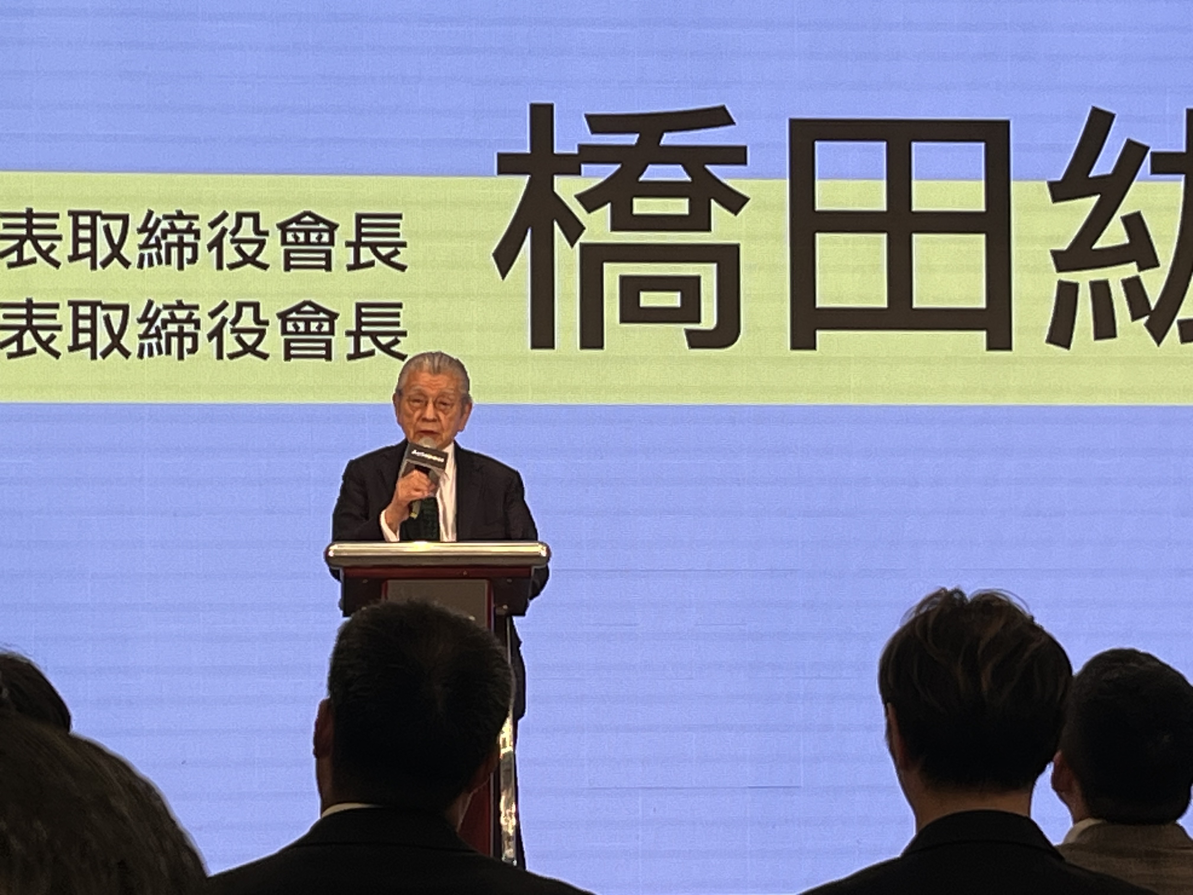 2a3cfed4 6cc5 4870 8a95 5fe2f6a68063