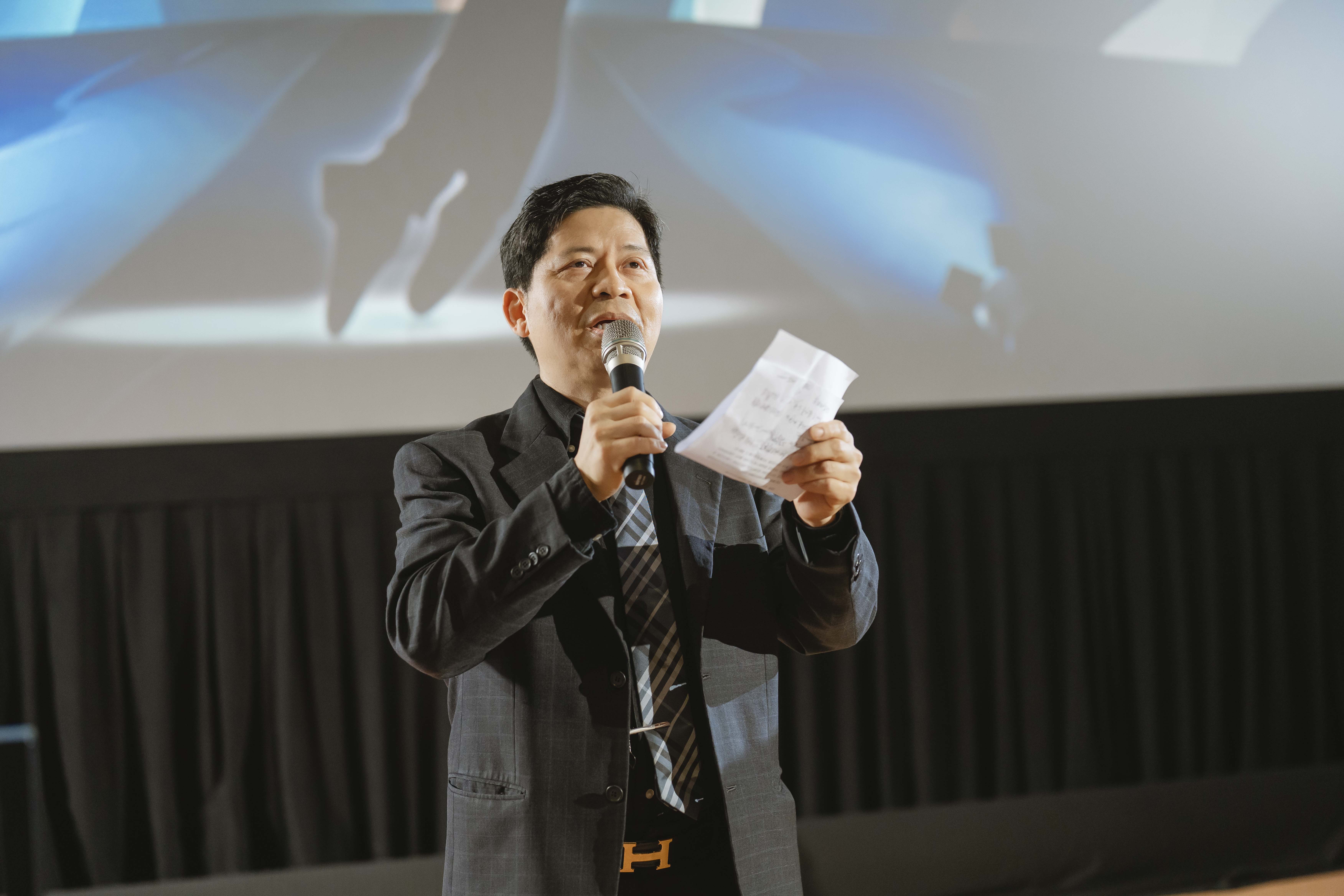 313c5bba 5fec 4d39 961d 3fc1d47aef91