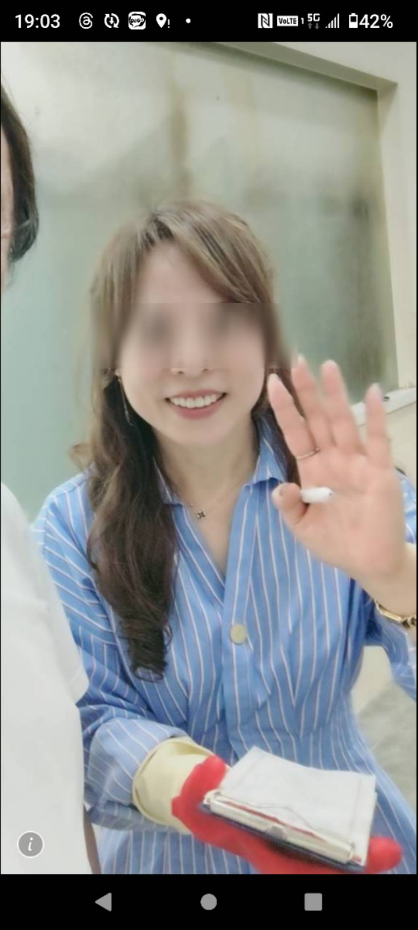 152121