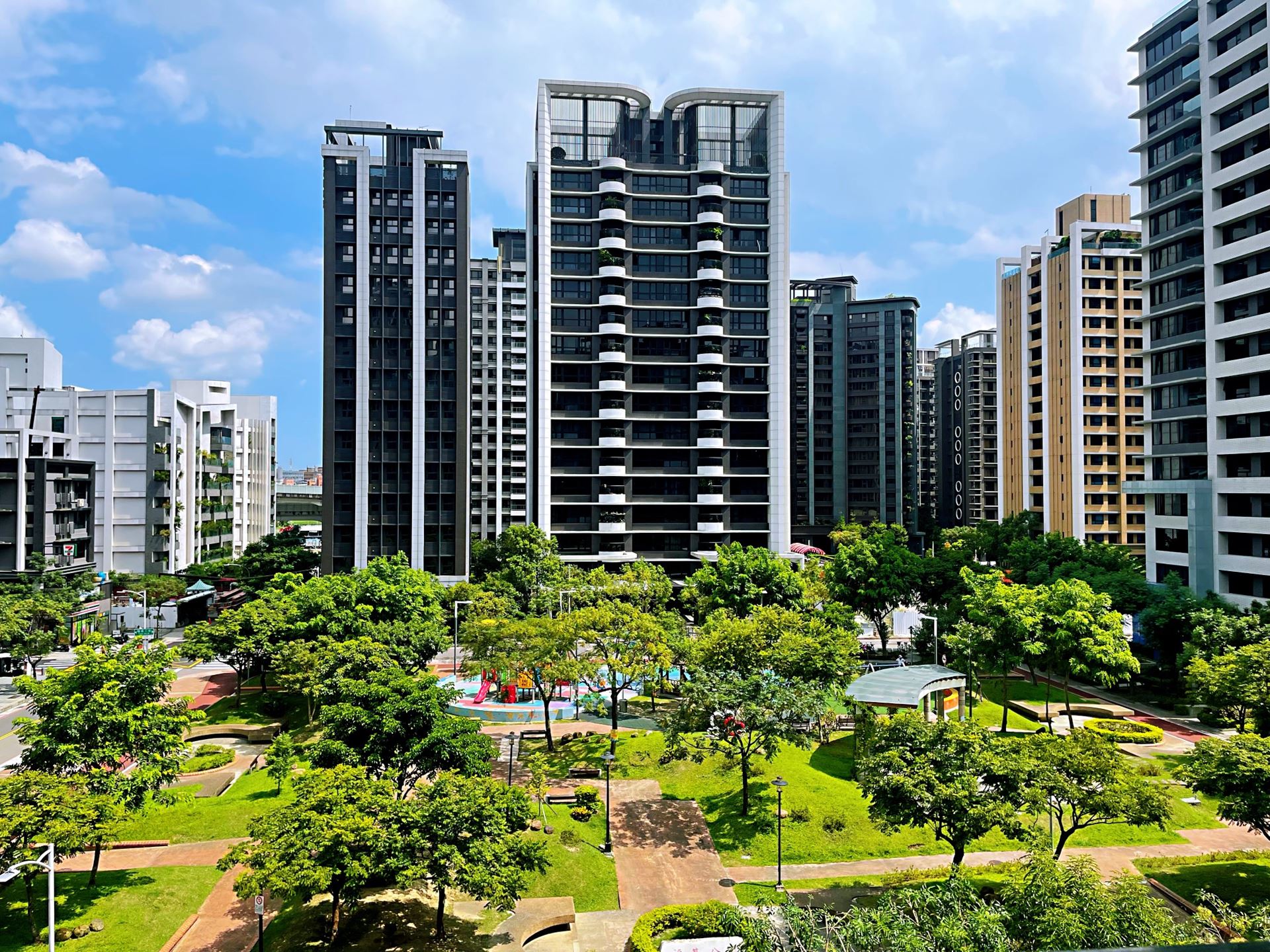 myhousing1789536122 ub73vv