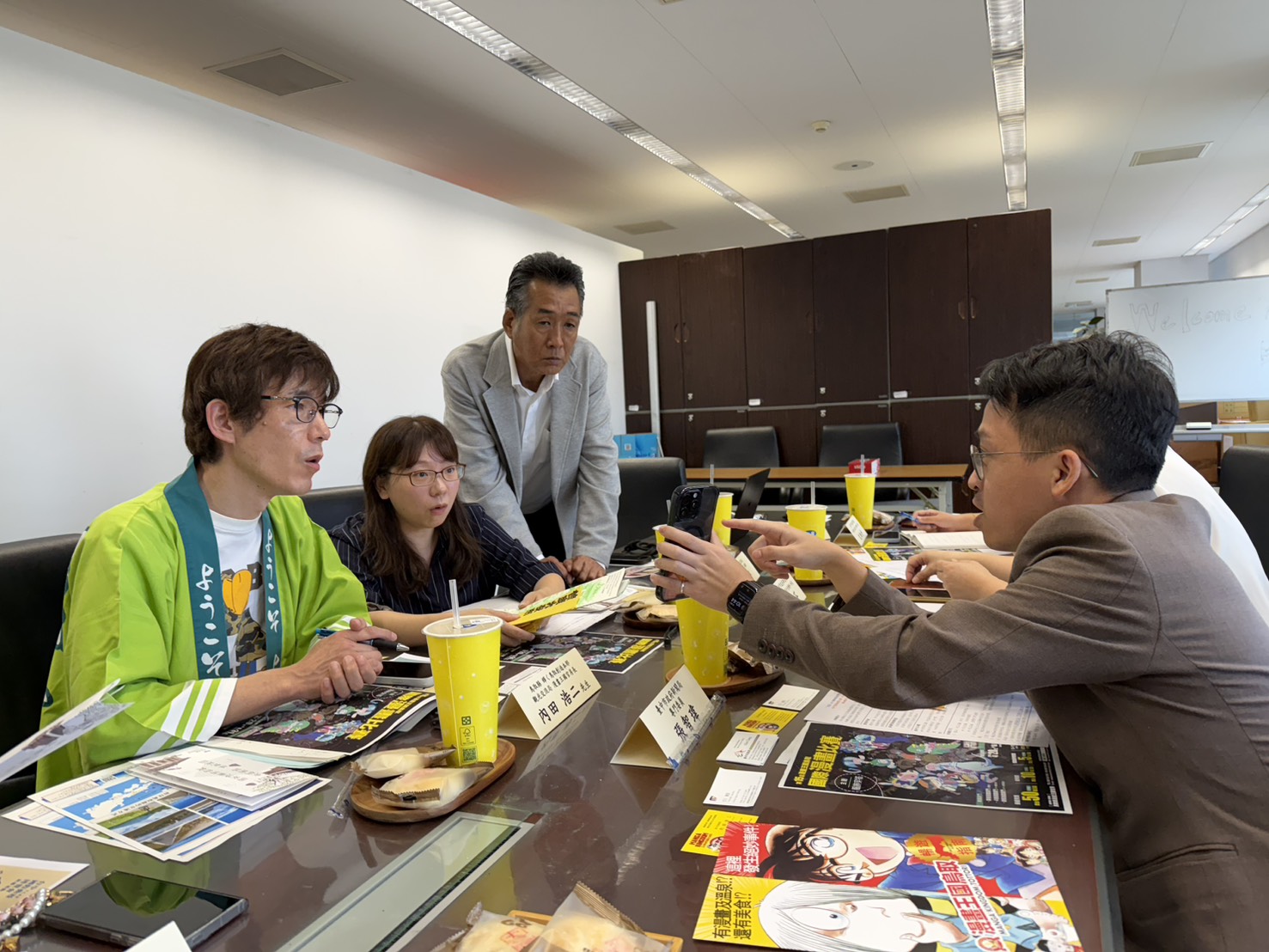 日本鳥取縣漫畫王國官房長內田浩二拜會討論