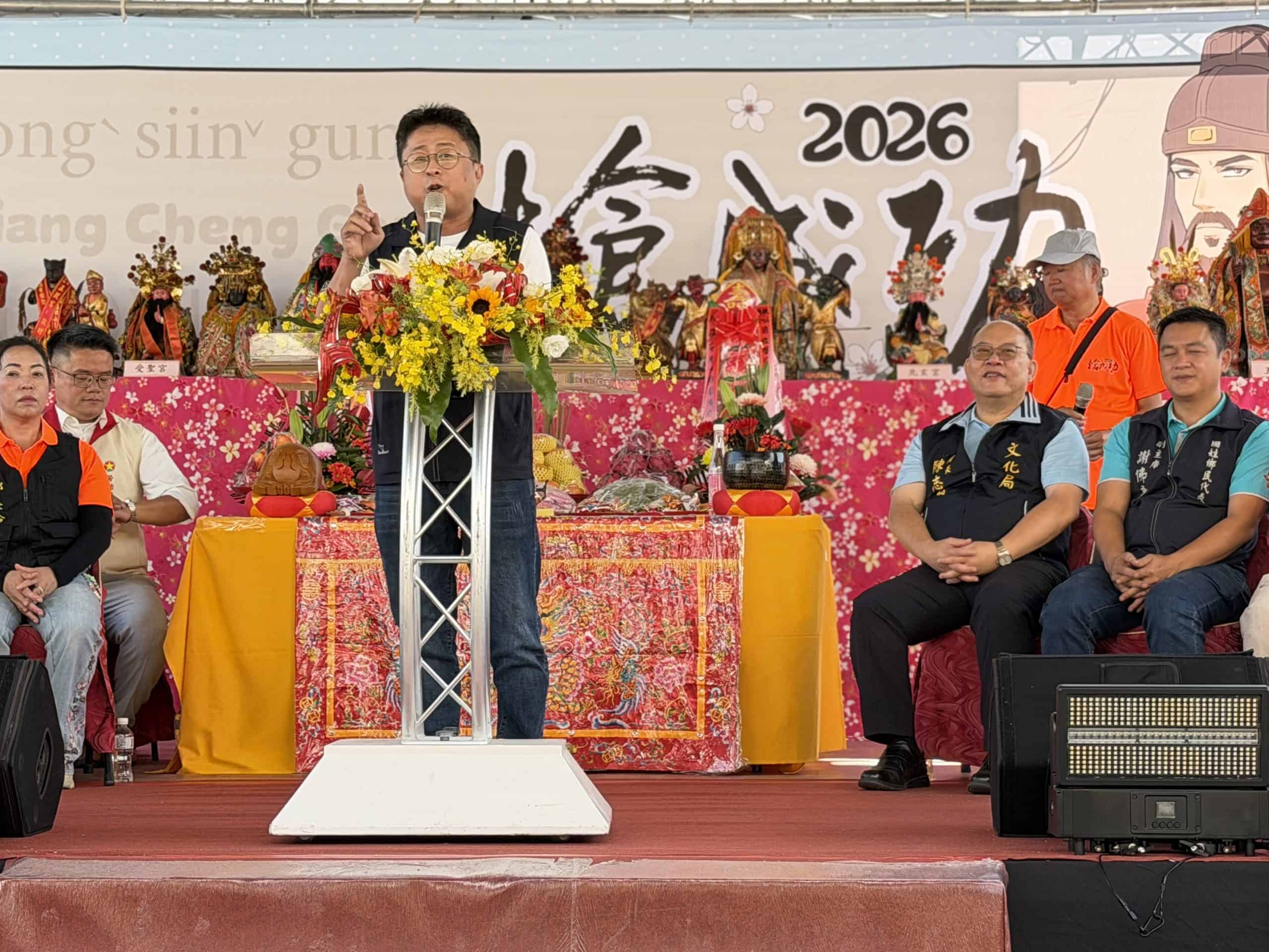 國姓搶成功熱鬧登場 宮廟祈福遶境、百攤市集吸引人潮