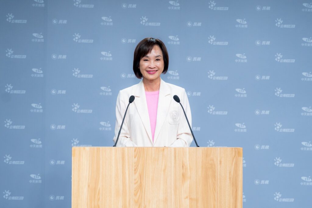 高雄辯論直球對決！柯志恩端「兩辦三行動」藍圖 轟賴瑞隆公然造謠避談光電弊案