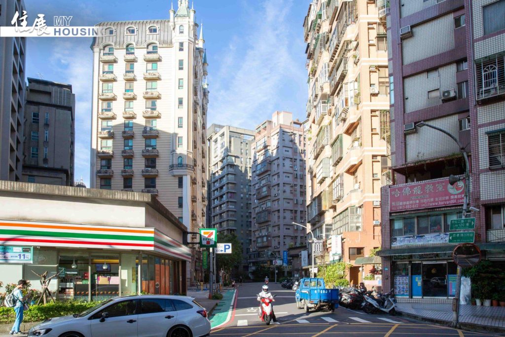 Freecompress 20260527 新北市 林口 文化路 生活圈 Pop 廣告看板 32
